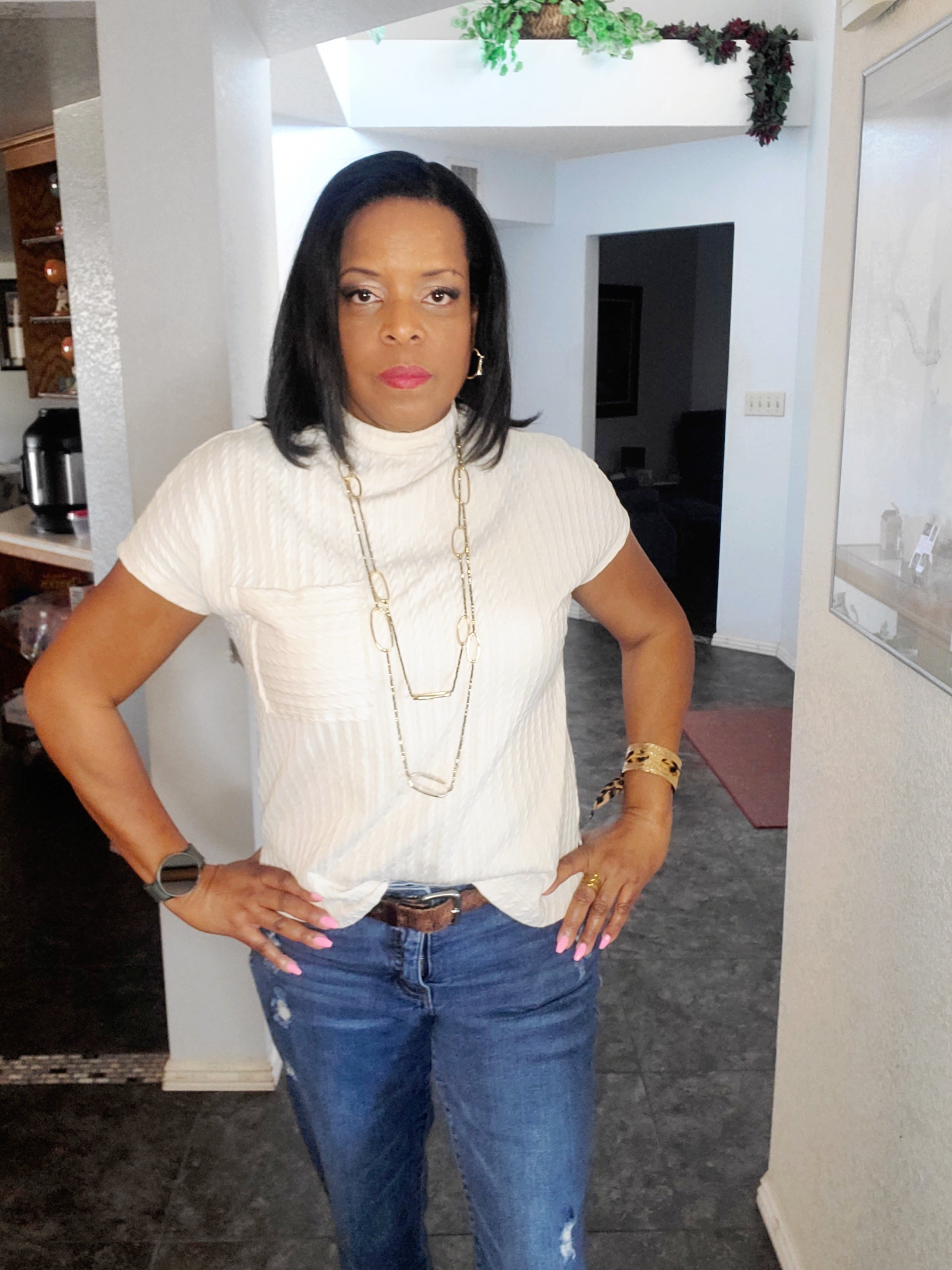 Avery Mock Neck Top - Goldie B & Co Boutique  