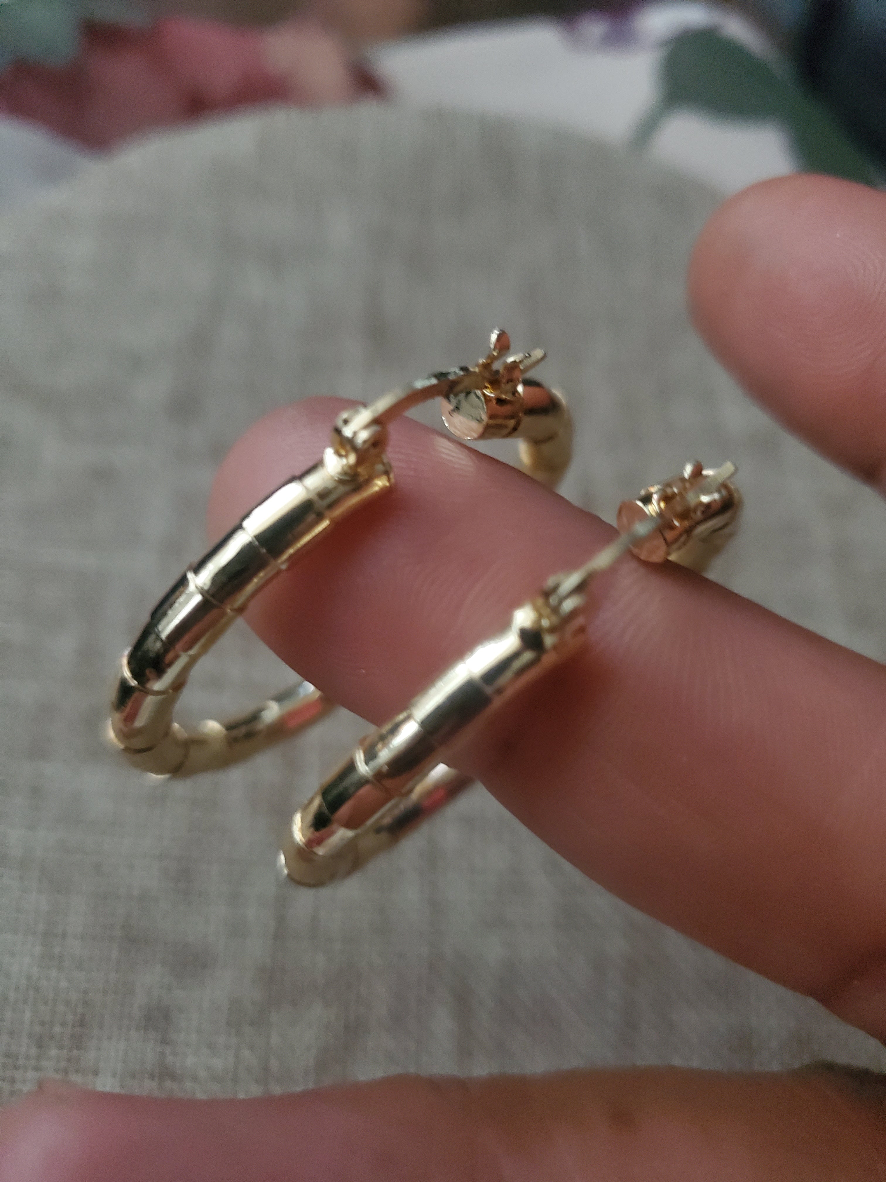 Suzanna Hoop Earrings - Goldie B & Co Boutique