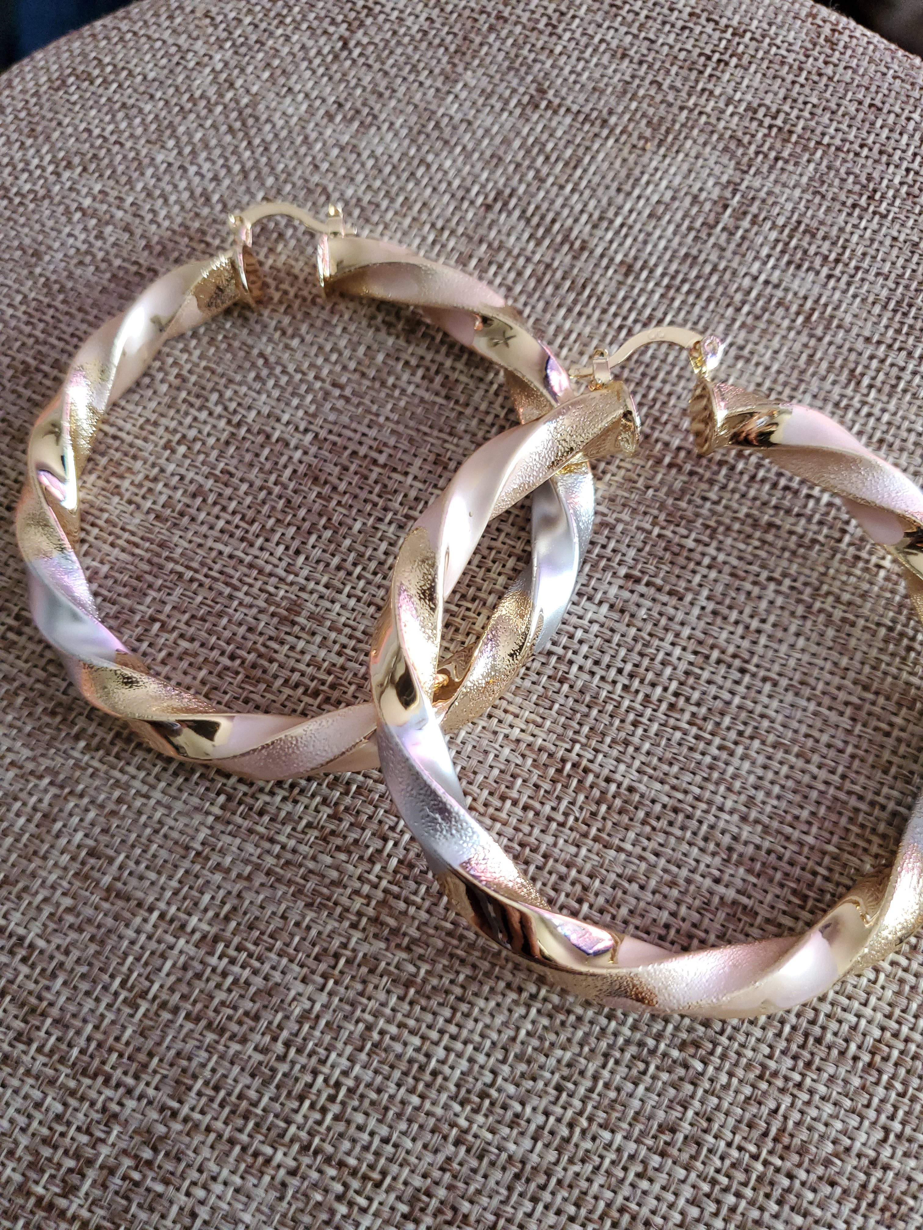 Tri-Color Hoops