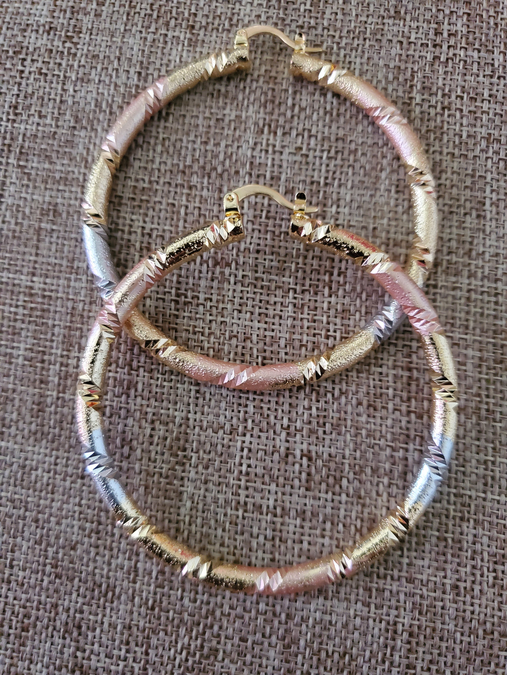 DC Etched Tri-Color Hoops - Goldie B & Co Boutique