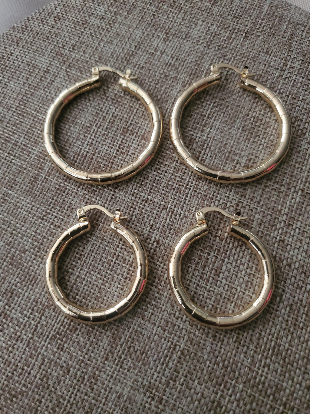 Suzanna Hoop Earrings - Goldie B & Co Boutique