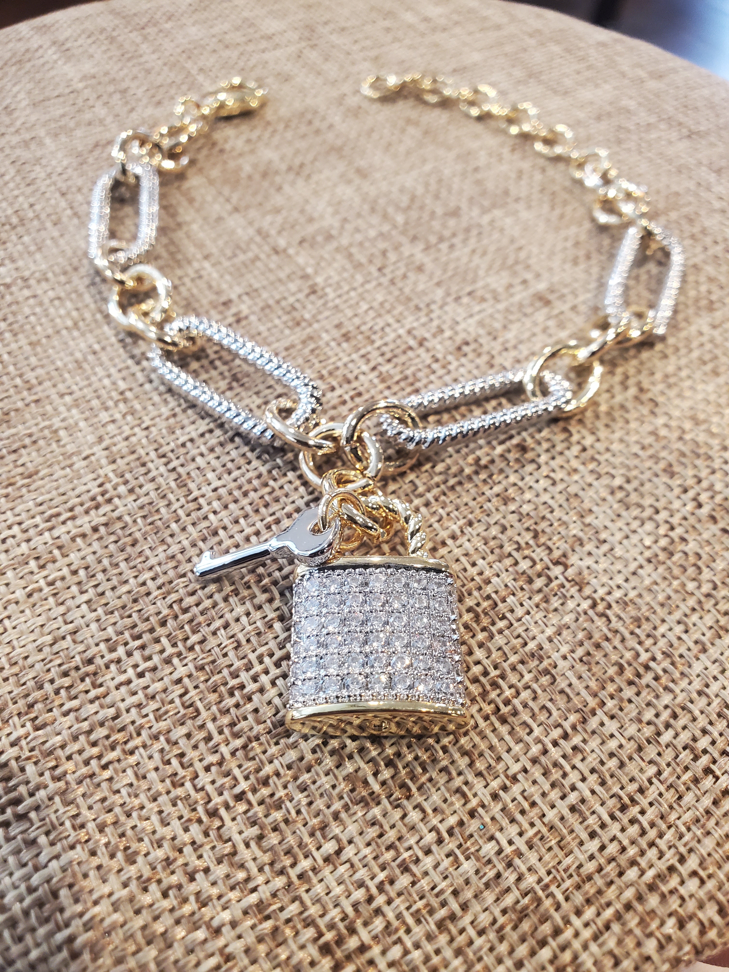 Lock & Key Bracelet - Goldie B & Co Boutique