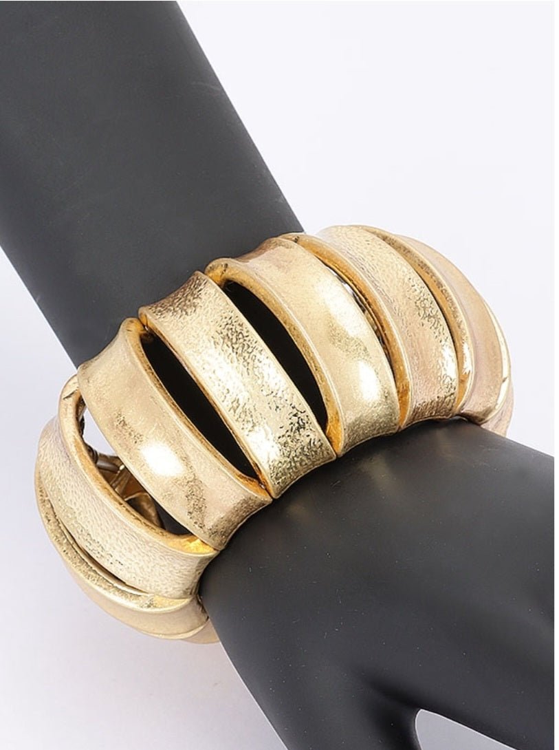Sensational Hinged Bracelet $20.00 - Goldie B & Co Boutique