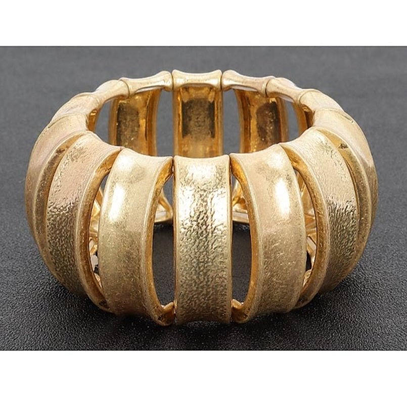 Sensational Hinged Bracelet $20.00 - Goldie B & Co Boutique
